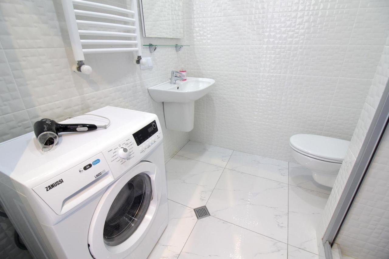 Apartments Inasaredze Батумі Екстер'єр фото