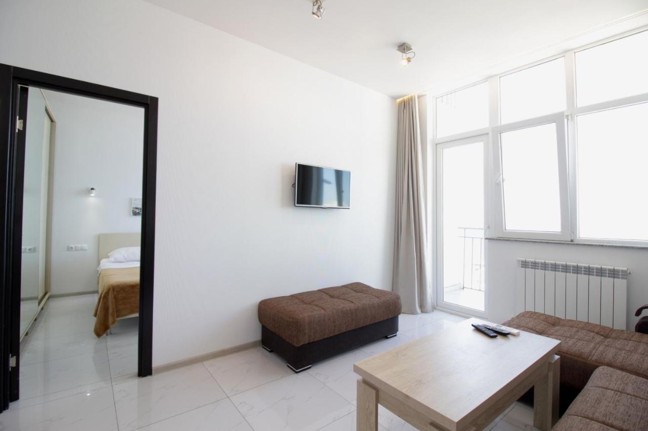 Apartments Inasaredze Батумі Екстер'єр фото