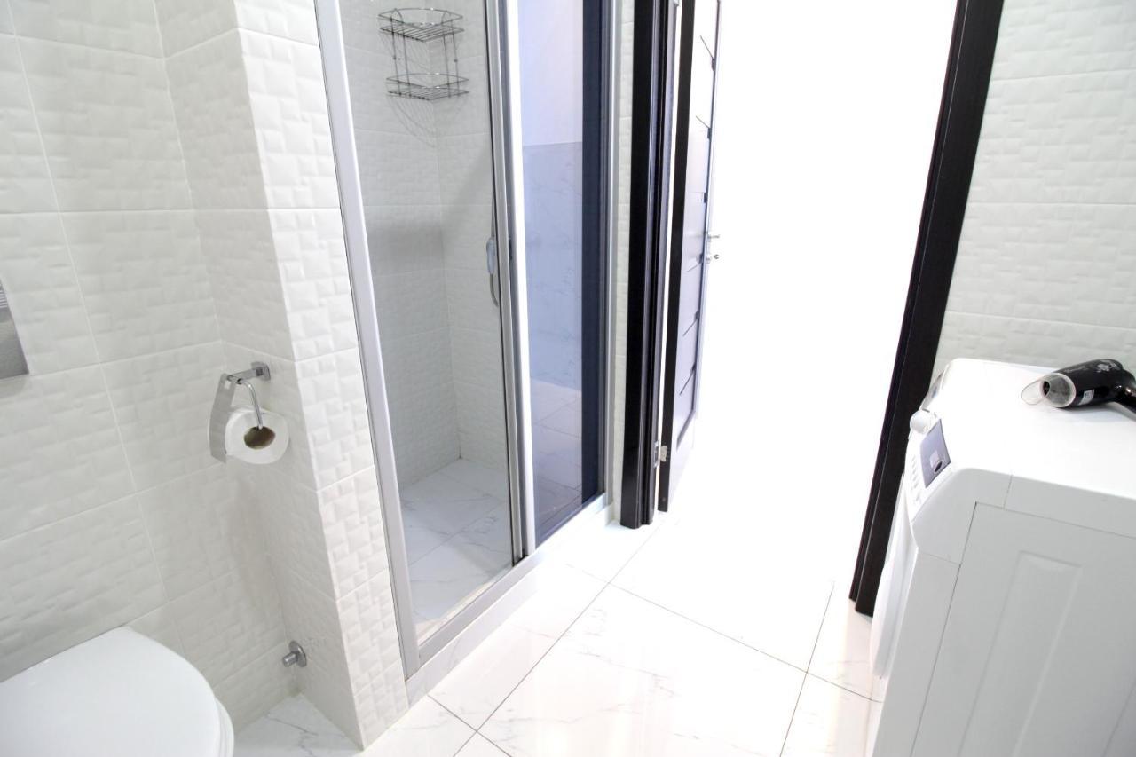 Apartments Inasaredze Батумі Екстер'єр фото